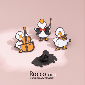 Bravo! Musical Duck Metal Pin with Gift Box | Perfect Musician's Gift
